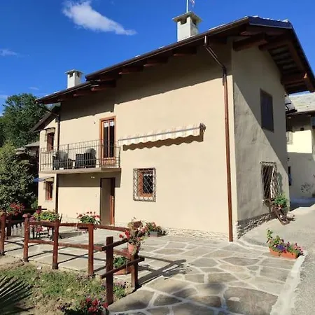 Casa Losasse Holiday home *